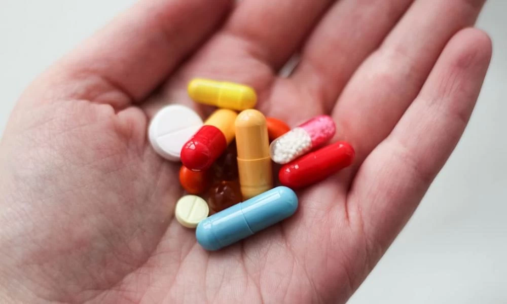 Ρωσία: Η κυβέρνηση ζητά από τους πολίτες να μην τρέχουν να αγοράζουν μαζικά φάρμακα